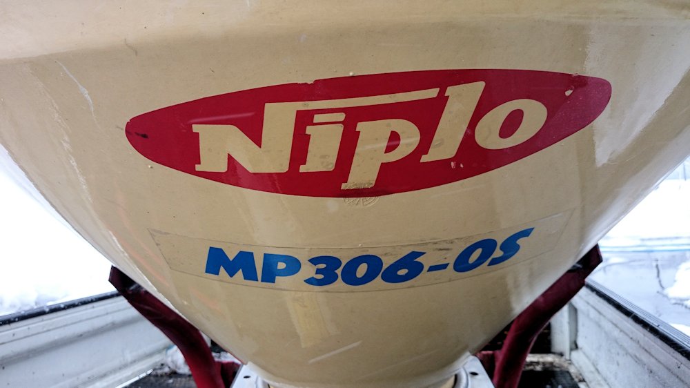 ニプロ トラクター 肥料散布機 ブロードキャスター MP306-OS フリッカー 中古実働